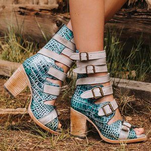 FREEBIRD BY STEVEN BOND, SZ 8, TURQUOISE CROCO